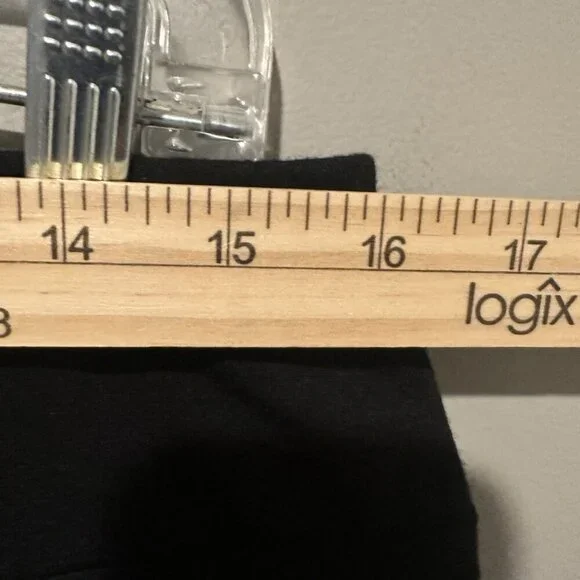 Royal Robbins Black Skirt - Picture 6 of 8